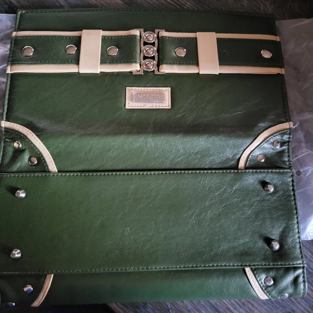 Miche Handbag and Shells - Picture 12 of 14